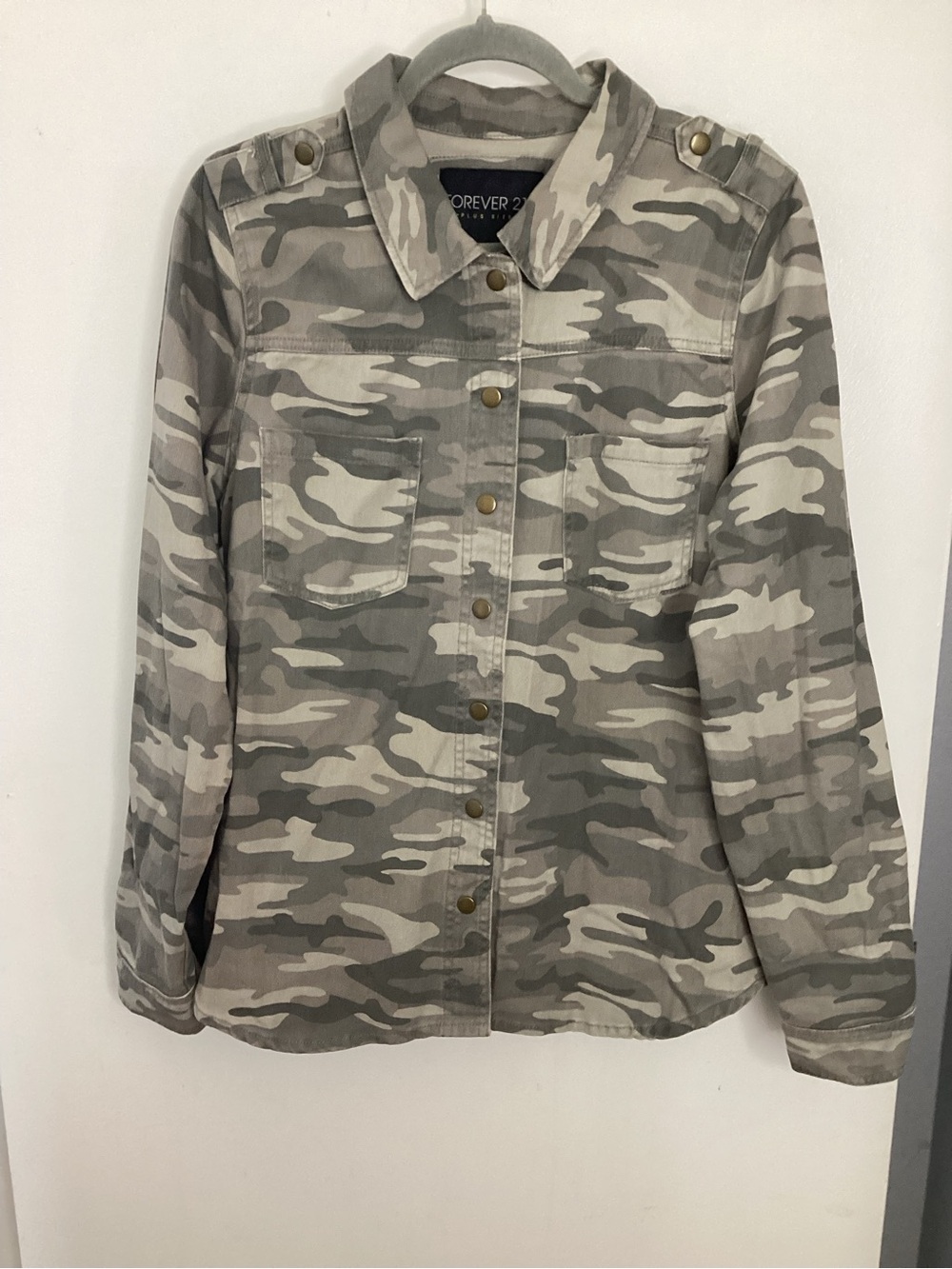Forever 21 Gray & Cream Camo Utility Jacket 100% Cotton 1X